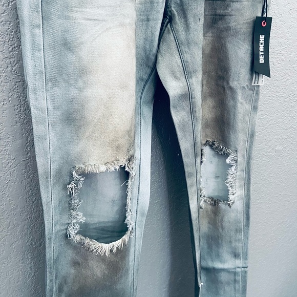 NEW! Detache Labs Gray Distressed Denim Jeans - Picture 4 of 8